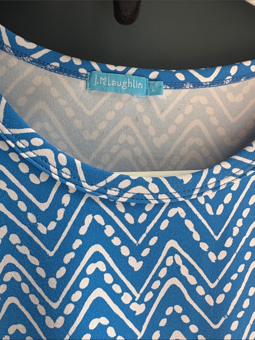 J. McLaughlin Black & Gold Chain Print Long Sleeve Top - Picture 7 of 10
